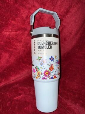 Stanley Quencher H2.0 30oz White Tumbler with Colorful Floral Pattern- NIB